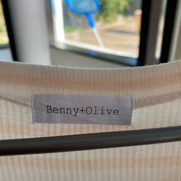 Benny + Olive Dress 🫒 - Picture 3 of 3